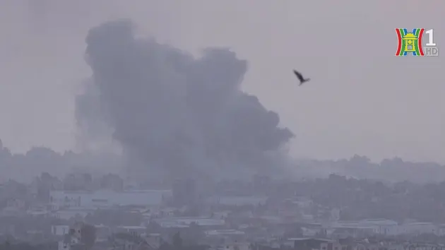 Máy bay Israel bắn phá hàng chục mục tiêu ở Gaza