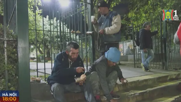Argentina cắt giảm trợ cấp, hàng triệu người nghèo lao đao