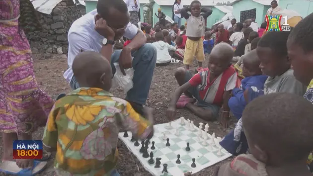 Congo: Cờ vua giúp trẻ em tị nạn tránh bạo lực 