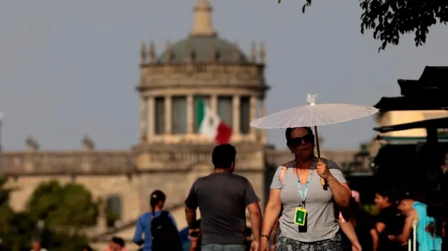 Số người tử vong do nắng nóng tại Mexico tăng mạnh