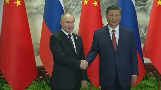 Tổng thống Nga Putin bắt đầu chuyến thăm Trung Quốc