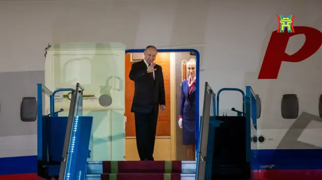 Tổng thống Putin rời Hà Nội