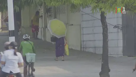 Người dân Myanmar chật vật với nắng nóng kỷ lục