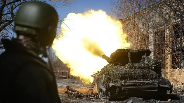 Nga đánh dữ dội vào Kharkov, cố xuyên thủng phòng tuyến Ukraine