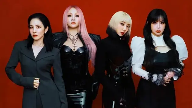 2NE1 tái hợp trong bộ ảnh kỉ niệm 15 năm ra mắt