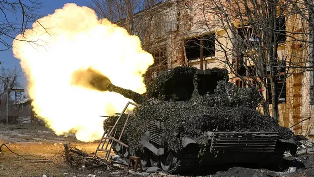 Nga khoét sâu ở Kharkov, Ukraine cấp tốc điều quân dự bị