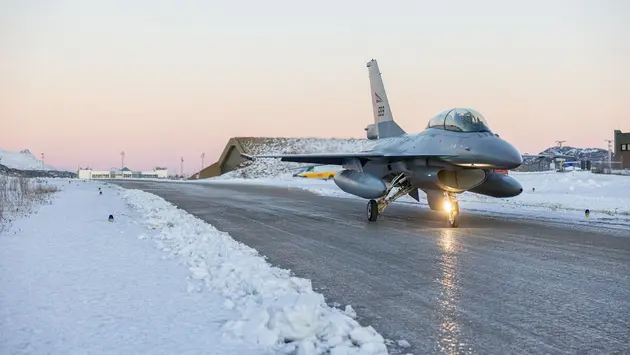 Phi công Ukraine hoàn thành khóa huấn luyện F-16 ở Mỹ