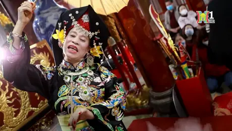 Hát Văn - nghệ thuật độc đáo trong văn hóa Việt | Văn hóa và sự kiện | 25/05/2024