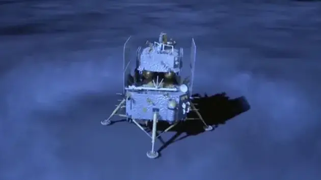 Tàu vũ trụ Trung Quốc đáp xuống phía xa của Mặt Trăng