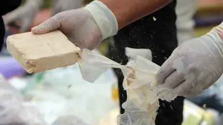 Hơn bốn tấn ma túy bị Campuchia tiêu hủy