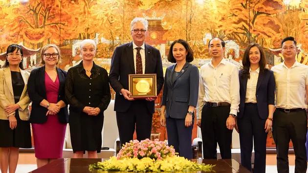 Mở rộng hợp tác giữa Hà Nội và Viện Đại học Sydney