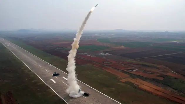 Triều Tiên thử nghiệm thành công tên lửa mang nhiều đầu đạn