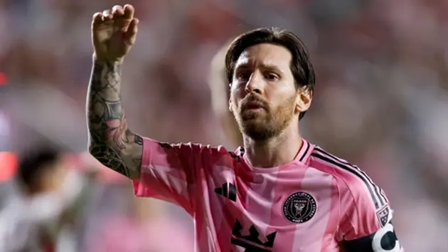 Federico Fernandez - Hành Trình Sự Nghiệp Của Một Ngôi Sao Bóng Đá